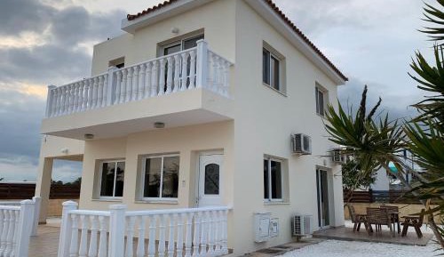 Villa with Sea View