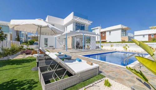 Villa with Private Pool