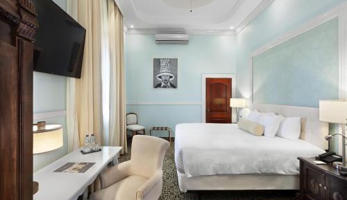 Esencia - King premium historic room 