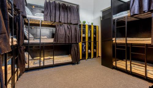 Mixed Dormitory Room