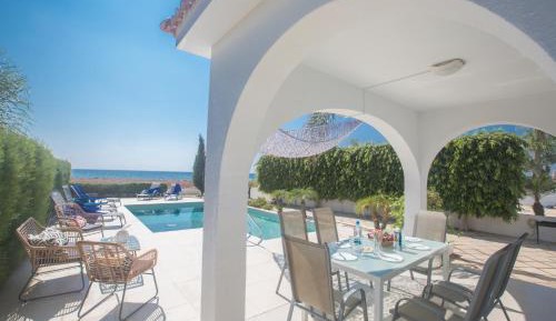 Villa with Sea View