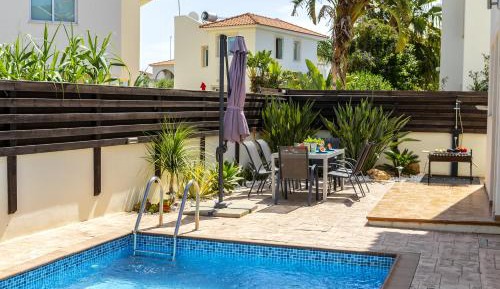 Villa with Private Pool