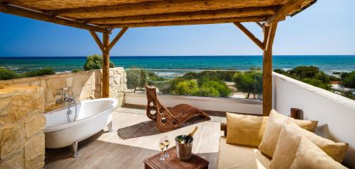 Beach Front Villa with Panoramic Rooftop Terrace