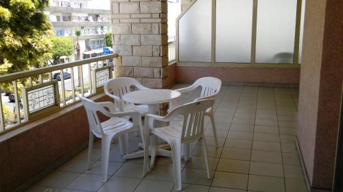 One-Bedroom Apartment (4 Adults)