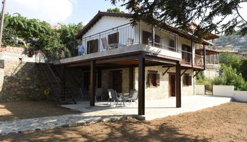 Two-Bedroom Holiday Home with Garden