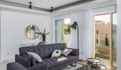 Deluxe Three-Bedroom Penthouse