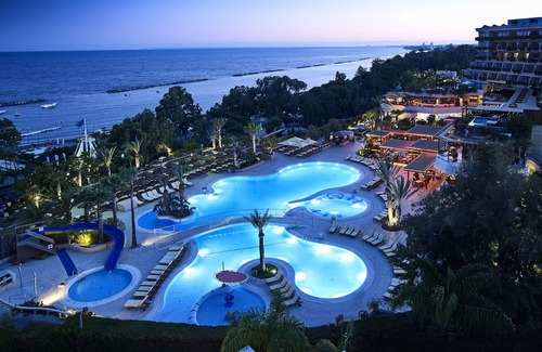 Agios Tychon Hotel | Four Seasons Hotel