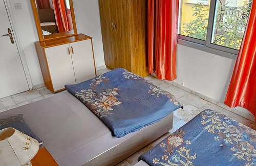 Zeytinlik Apartment | Sleek Flat w Balcony 3 min to Coast in Kyrenia