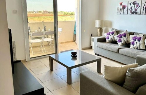 Liopetri Apartment | Liopetri 2-bed Apt, Sleeps 6, Pool, 10min to Beach