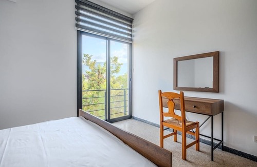 Kyrenia Apartment | Cozy Sea View Retreat 1 min to Beach in Kyrenia