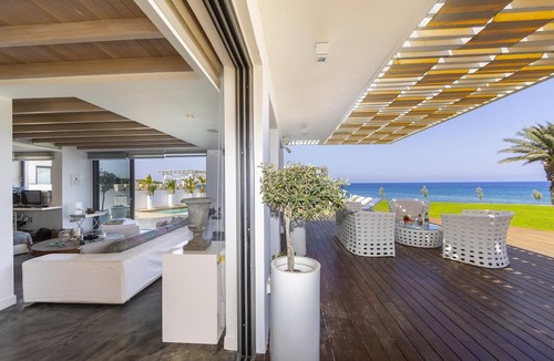 Pernera Villa | Beachfront Dream Villa