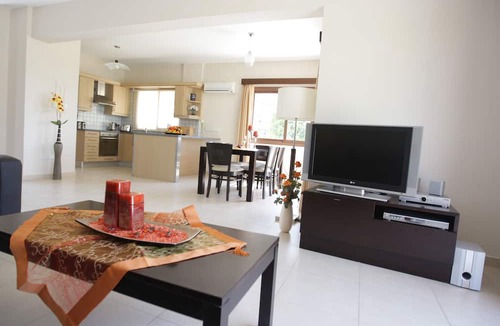 Pissouri Villa | Three Bedroom Villa With Private Pool and Landscaped Garden
