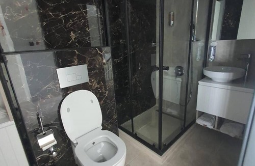 Kyrenia House | Luxury Hotel Room w Pool Near Beach in Kyrenia