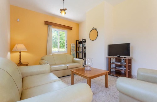 Polis Villa | Sun Beach Villa Thio Large Private Pool Walk to Beach A C Wifi Car Not Required - 2840