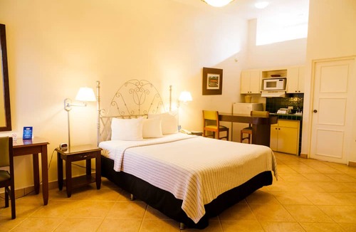 Managua Hotel | Hotel El Almendro