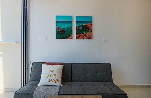 Paphos Apartment | Phaedrus Living: Seaside Luxury Flat Harbour 103