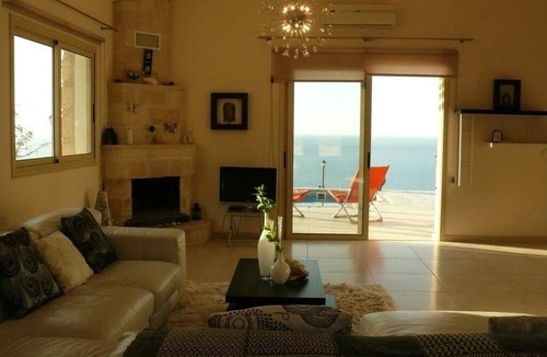 Pomos Villa | Romantic 3-bed villa w/fireplace & pool overlooking the Mediterranean