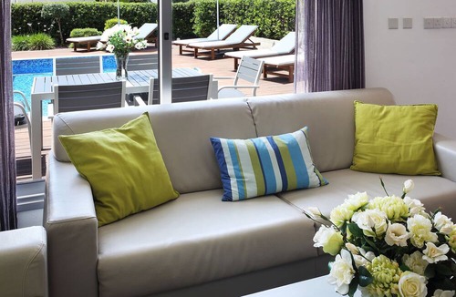 Paphos Hotel | Paradise Cove Beach Villas