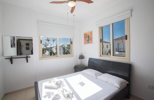 Pernera Villa | Villa Megan,modern 3bdr Villa,close To The Beach