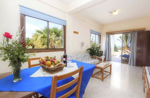 Polis House | Room-studio in Polis - Just 800 m From t