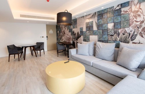 Nicosia Hotel | Almond Business Hotel