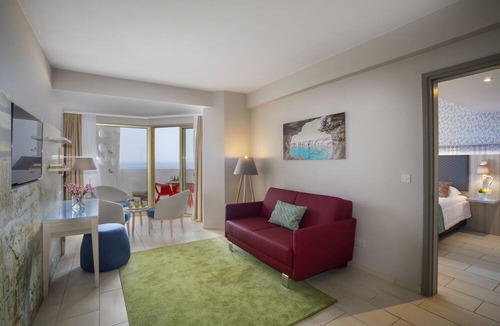 Chlorakas Resort | Leonardo Laura Beach & Splash Resort