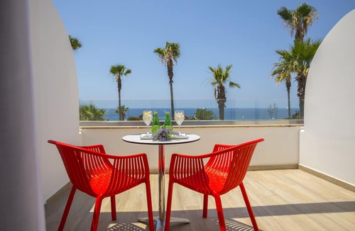 Chlorakas Resort | Leonardo Laura Beach & Splash Resort