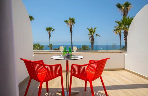 Chlorakas Resort | Leonardo Laura Beach & Splash Resort