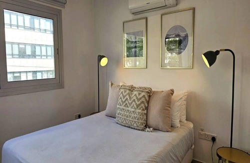 Acropolis Apartment | Phaedrus Living: Central Luxury Flat Esperidon 201