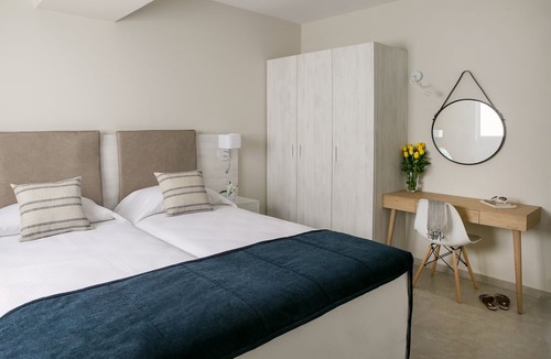 Chlorakas Hotel | Louis Paphos Breeze