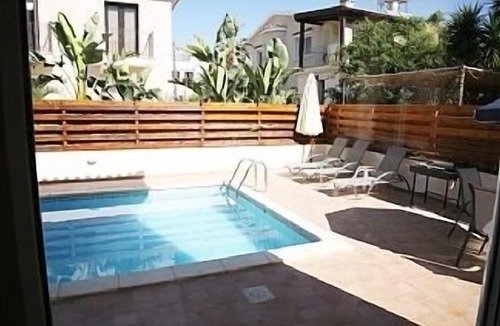 Oroklini Villa | 3 Bed Villa in Larnaca with Private Pool - 80 Metres from Beach