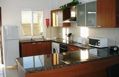 Potamos tis Germasogeias Apartment | Spacious apartment. Gated in Limassol district area close to all amenities