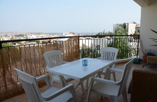 Oroklini Apartment | 2-bed 2-bath luxury apartment with Shared Pool, A/C, Wifi