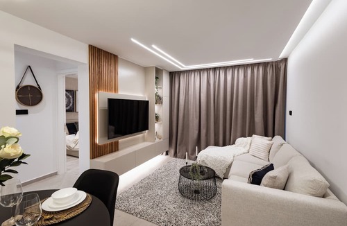 Limassol Apartment | Luxury Marina Beach Stay