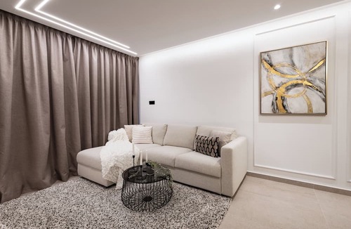 Limassol Apartment | Luxury Marina Beach Stay