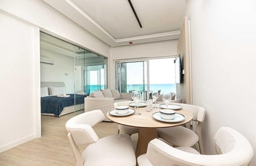 Larnaca Hotel | Dinglis Beach Hotel Apartments