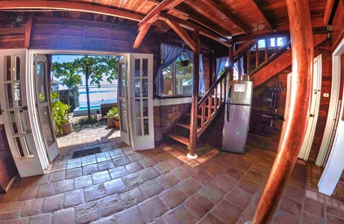 Pochomil House | Romantic Beachfront Casita w Pool - AC - Sleeps 4