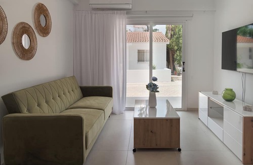 Universal Apartment | Phaedrus Living Olga Residence