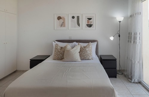Chlorakas Apartment | Phaedrus Living: Seaview Hilltop Maisonette