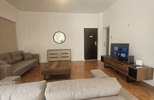 City Centre Apartment | 92 NIC - Stay Hydra Comfort Apartment