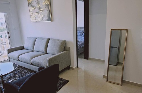 City Centre Apartment | 104 NIC - 302 Stay Cosmo City Suite