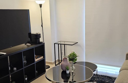 City Centre Apartment | 104 NIC - 302 Stay Cosmo City Suite