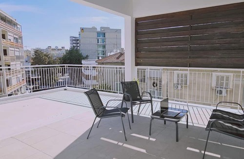 City Centre Apartment | 82 NIC - Stay Aurum Apartment
