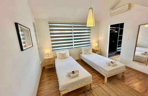 Aradippou Villa | Villa Rizoelia - Perfect for 2-3 families holidaying together!