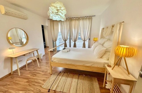 Aradippou Villa | Villa Rizoelia - Perfect for 2-3 families holidaying together!