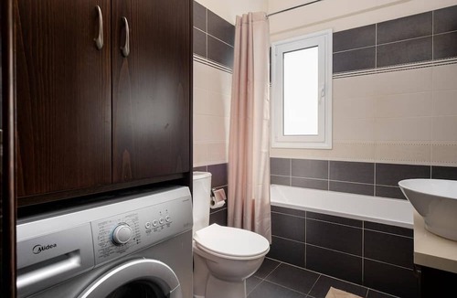 Kato Polemidia Apartment | Andia Court I - Two Bedroom Apartment, Sleeps 4