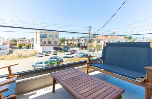 Kato Polemidia Apartment | Kyvelis I - Three Bedroom Apartment, Sleeps 4