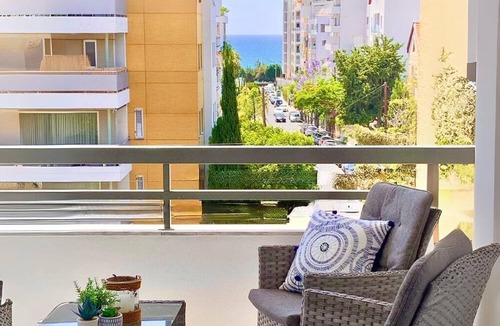 Neapolis Apartment | Modern, Spacious 3BR Apartment just 350 meters to the Beach & Restaurants