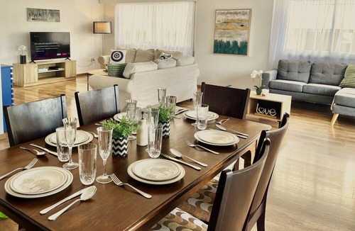 Neapolis Apartment | Modern, Spacious 3BR Apartment just 350 meters to the Beach & Restaurants