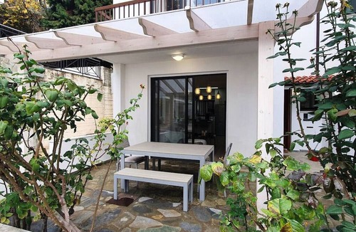 Platres House | Phaedrus Living: Luxury Maisonette Platres